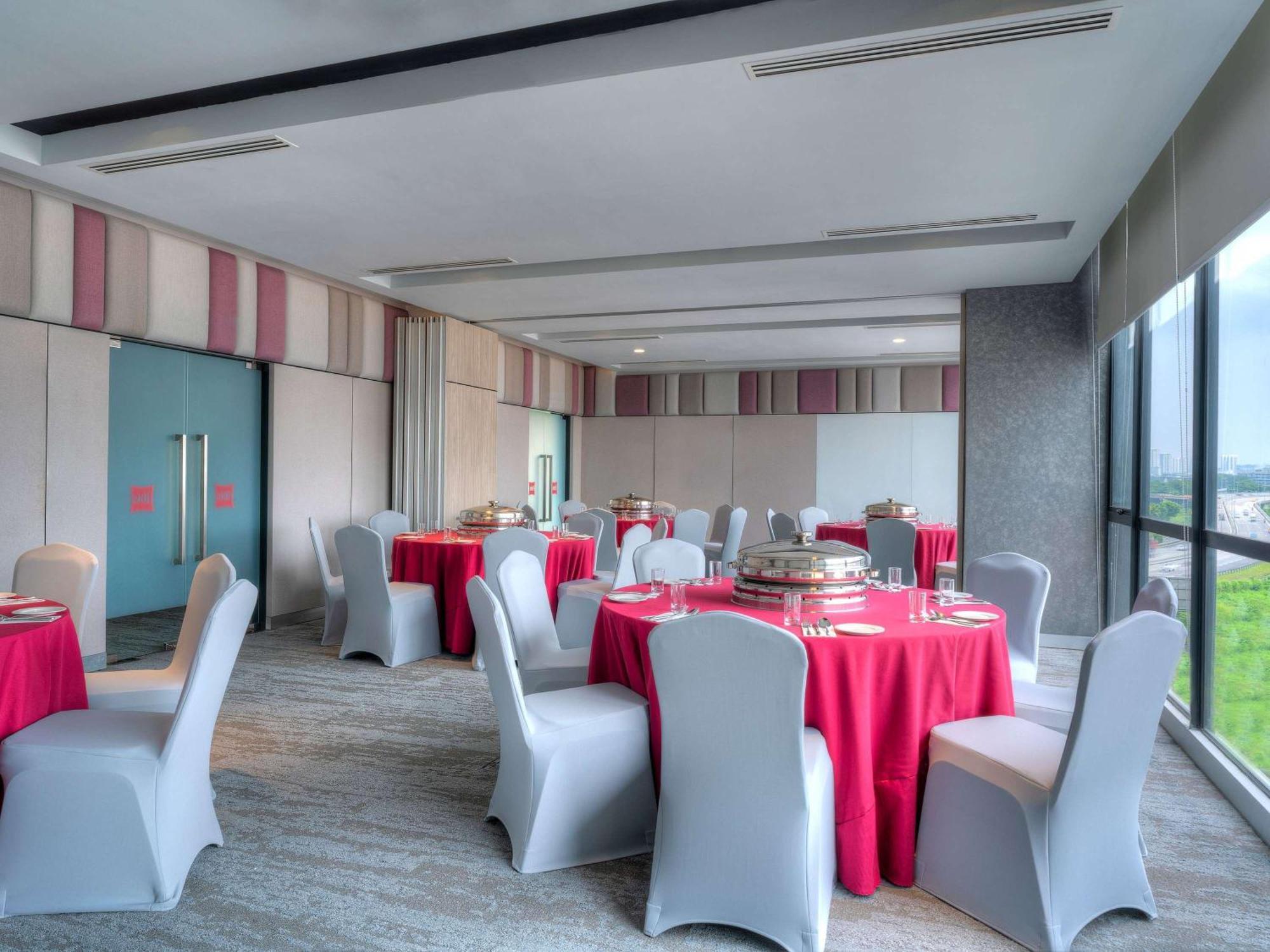 Hotel Ibis Pjcc Petaling Jaya Zewnętrze zdjęcie